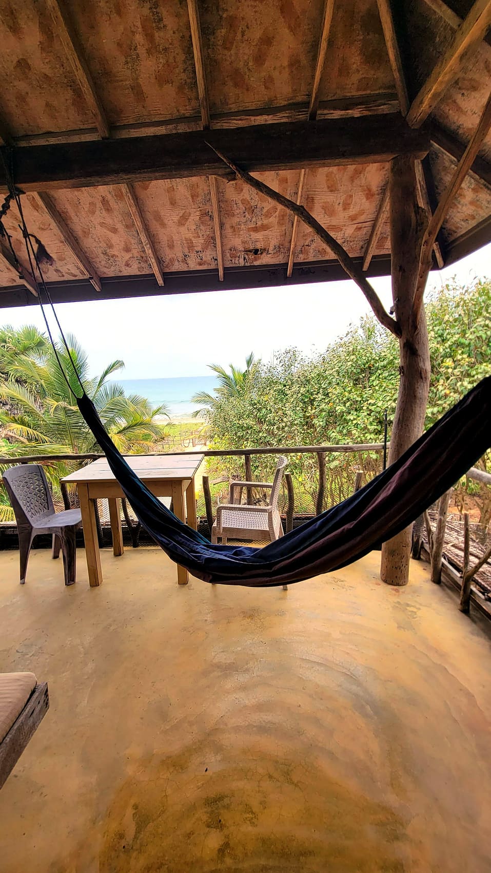 Double cabana with sea-view terrace and hammock